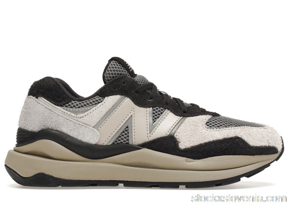 Outlet New Balance 57/40 size? Grey