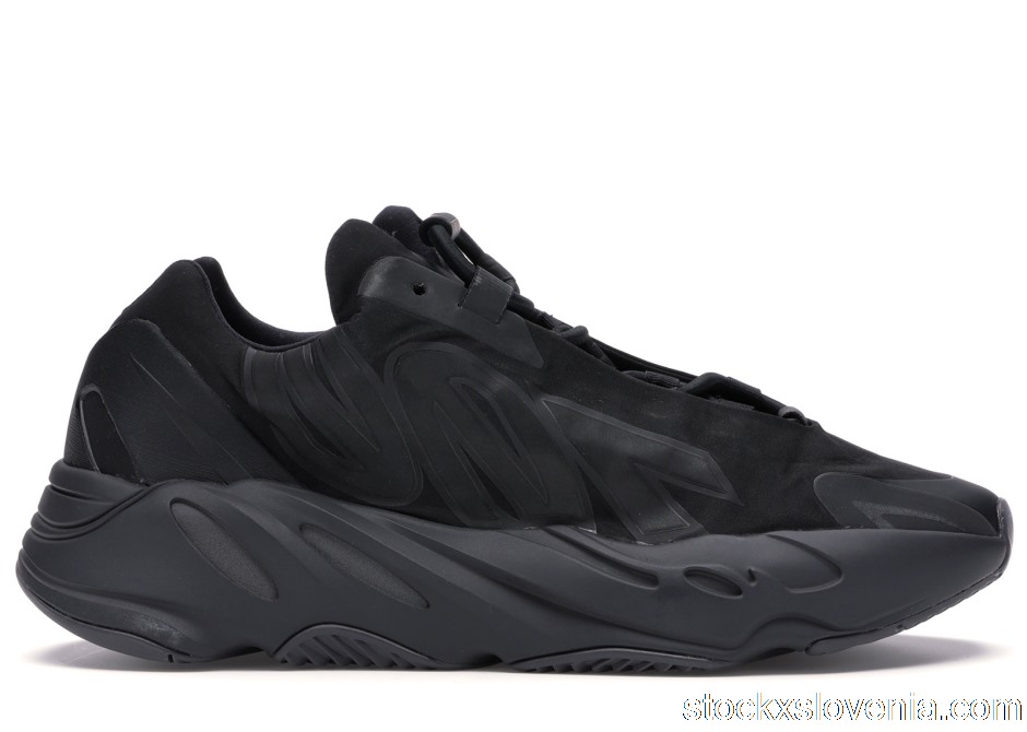 Outlet adidas Yeezy Boost 700 MNVN Triple Black FV4440